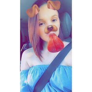 Meet your Posher, Danielle